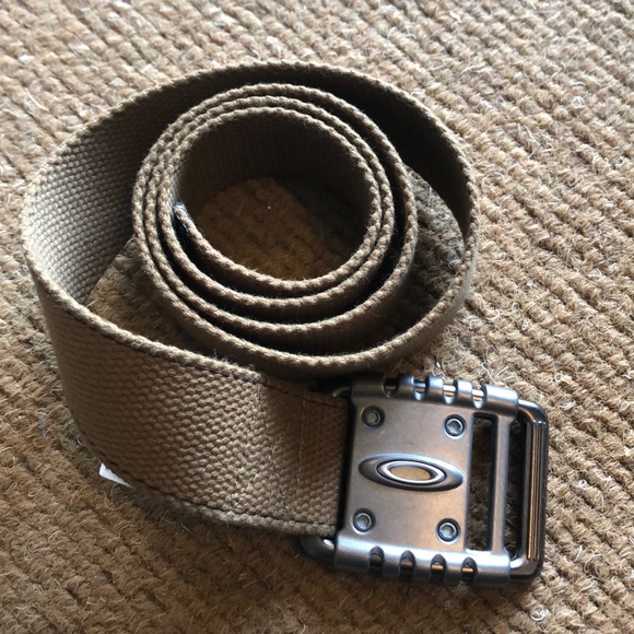 oakley belt
